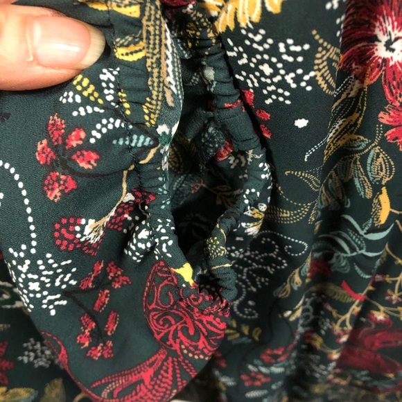 Cj banks long sleeve blouse - Picture 4 of 4